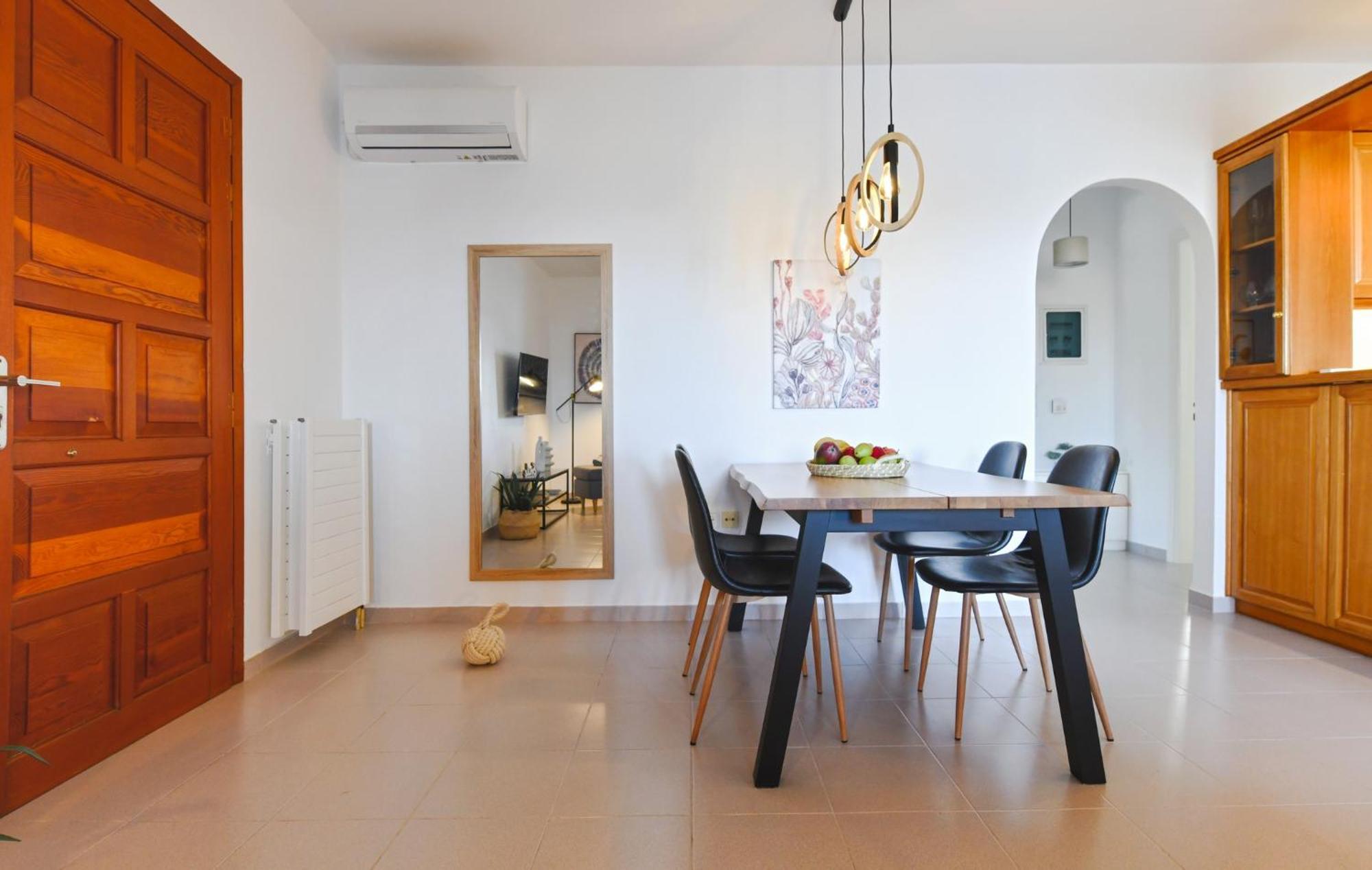 Amazing 2 Bedroom Apartment Overlooking The Marina Of Vourkárion Zewnętrze zdjęcie