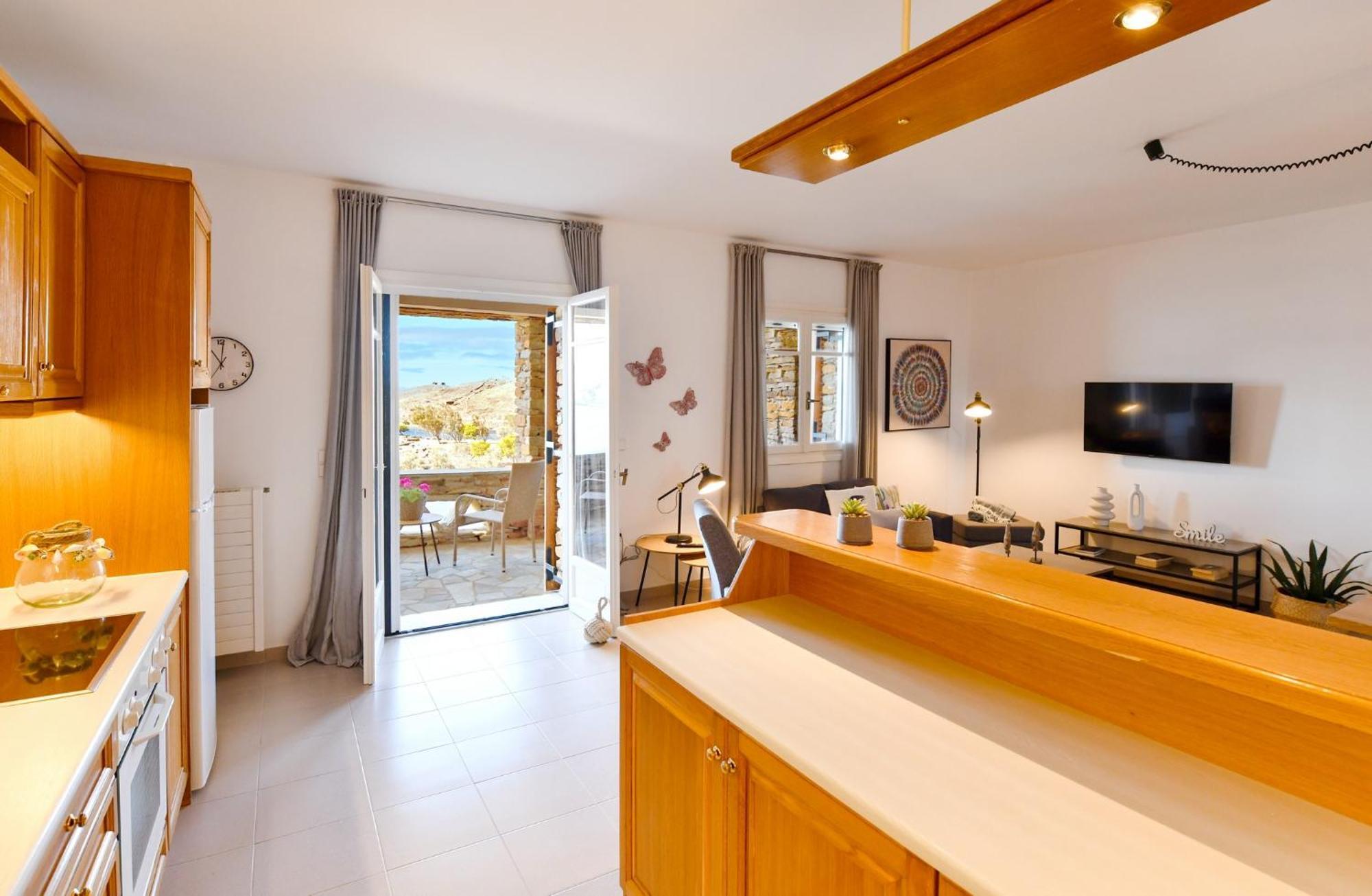 Amazing 2 Bedroom Apartment Overlooking The Marina Of Vourkárion Zewnętrze zdjęcie